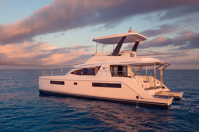 3-Hours Sunset Catamaran Cruise with Dinner all Inclusive - Old Town Wall Views and Photo Time From the Sea