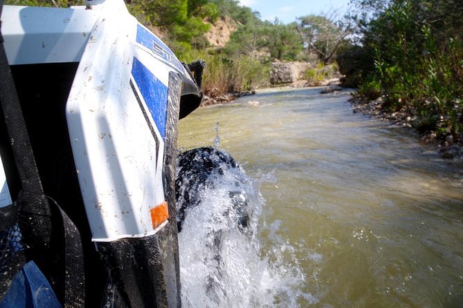 4x4 Buggy Adventures - Off-road Polaris Experience - Driving requirements and safety: what you need in your pocket