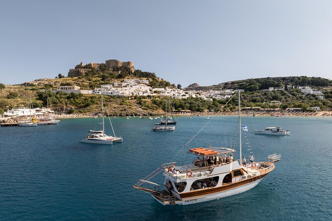 Bay to Bay Cruise in Lindos - The 6-hour rhythm: four swim stops with different moods