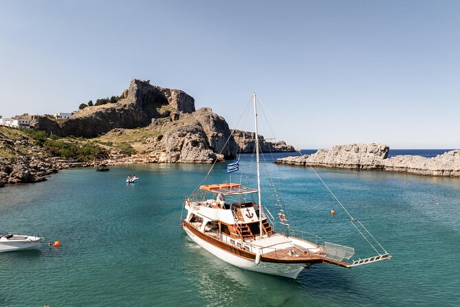 Bay to Bay Cruise in Lindos - Lunch onboard: what’s included, and how to manage expectations