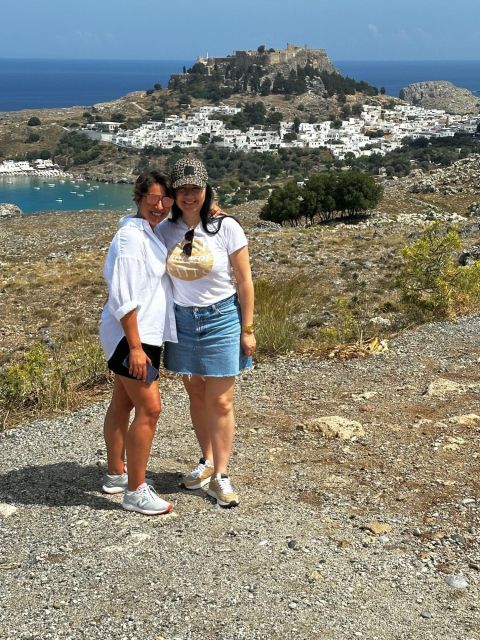 From Rhodes City: Evening Bus Trip To Lindos - The 10-minute Lindos photo stop: your quick Acropolis angle