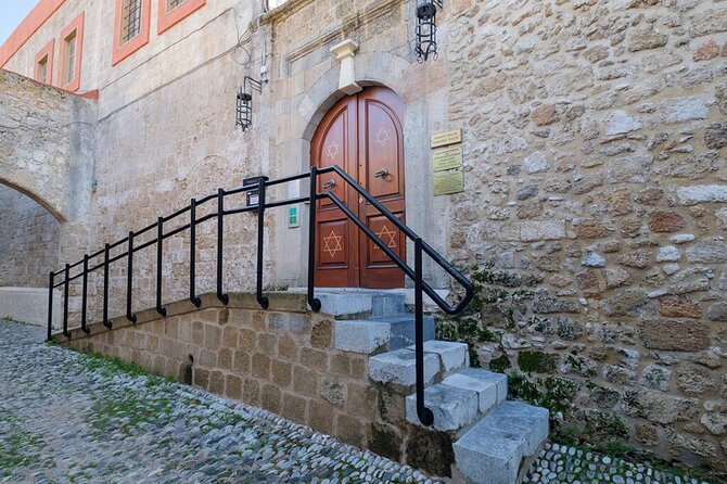 Jewish Quarter and Museum Walking Tour of Rhodes Old Town - Timing reality: 1 hour 30 minutes can be a sprint