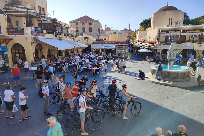 Mediaeval Rhodes E-bike Highlights Photo Tour Morning/Sunset - Meeting points, group size, and the flow of a 2.5-hour tour