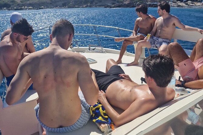 Private daily Cruise or Sunset for Swimming Max 15 persons - What’s Aboard: Snacks, Drinks, and That Laid-Back Music Vibe