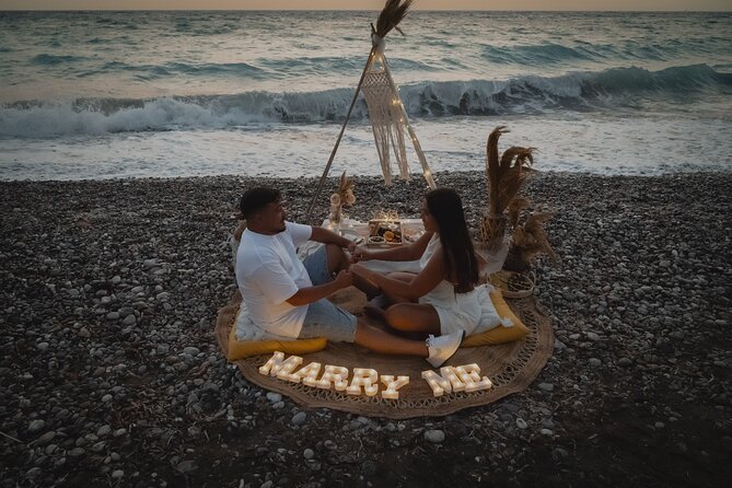 Private Picnic Rhodes Greece - Champagne or wine: included, and you can ask about preferences