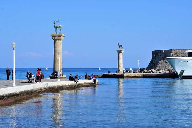 PRIVATE TOUR FOR SENIORS IN RHODES - NO EXTENSIVE WALKING - Up to 4 People - Rhodes Town viewpoints and the Acropolis of Rhodes from Monte Smith