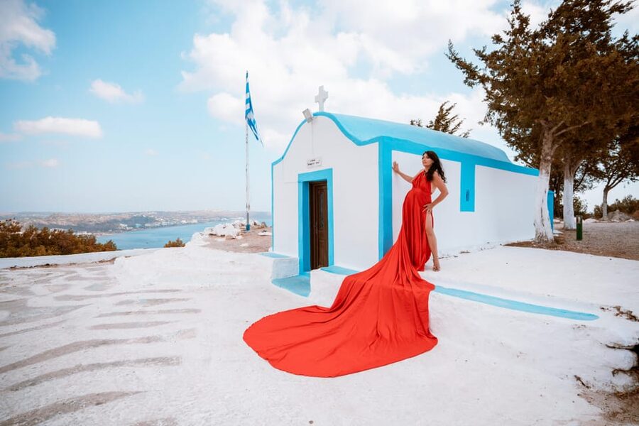 Private Vacation Photoshoot with Photographer in Rhodes - The 30-Minute vs 1-Hour Choice (And What It Means for Value)