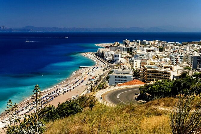 Rhodes Deluxe Tour Designed for Cruise Passengers & Air Visitors - Lindos: the Acropolis area and St Paul’s Bay from the same sea-facing path