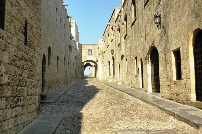 Rhodes Old Town Walking Tour (Small Group) - Stop 1: Medieval City streets, Jewish Quarter, and the “why” behind the look