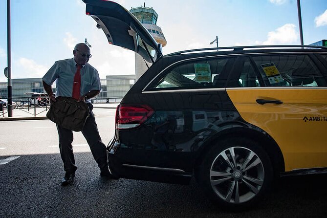 Rhodes Private Return Transfer - Rhodes Airport to Rhodes Town city (and return) - Waiting Time Buffers: 60 Minutes After Landing, 15 Minutes Before Departure