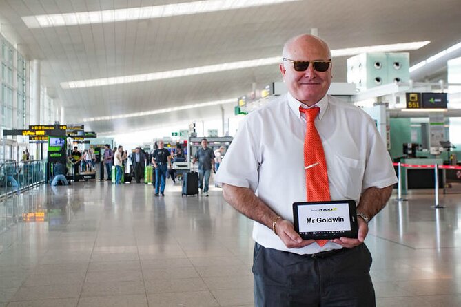 Rhodes Private Return Transfer - Rhodes Airport to Rhodes Town city (and return) - The 30-Minute Ride: Comfort and What That Buys You