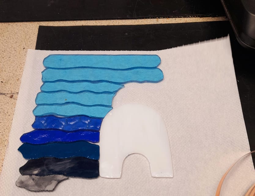 Rhodes: Stained glass workshop - Opal Cutting: Matching Every Design Piece
