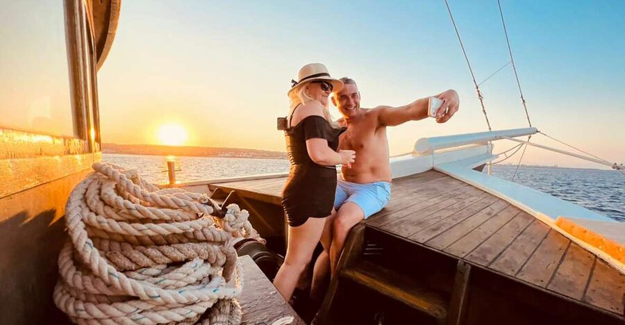 Rhodes: Sunset Cruise with Greek BBQ and Unlimited Drinks - The Open Bar: what unlimited really means on this boat