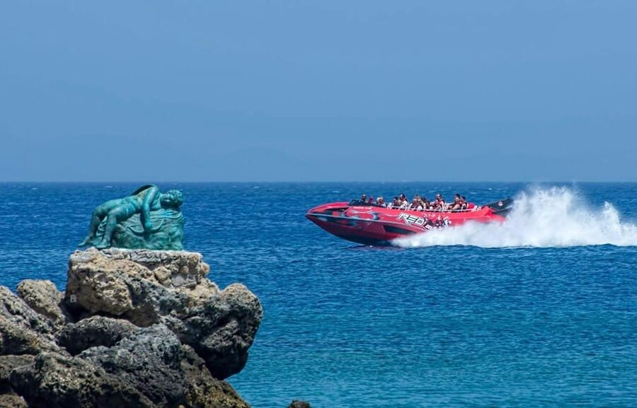 Rhodes Town: Adrenaline Jet Boat Adventure - Old Town from the water: 10 minutes that move fast