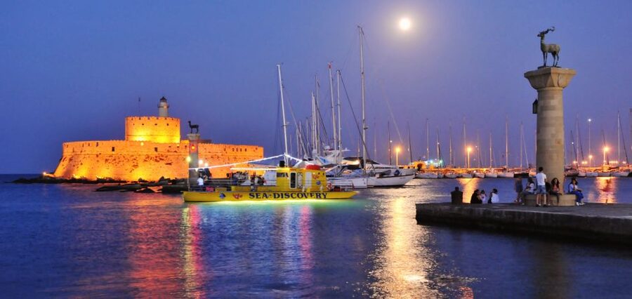 Rhodes Town: Yellow Submarine Cruise with Underwater Views - Who should book the Yellow Submarine cruise?