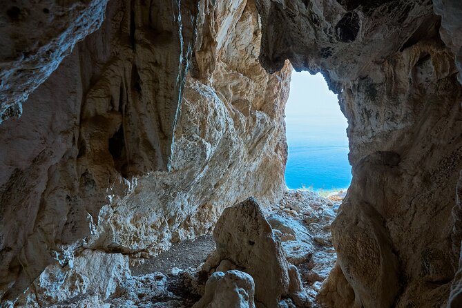 Rock Climbing & Rappelling for the real thrill seekers! - A 5-hour rhythm you can actually follow (and enjoy)