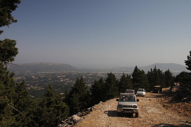 Self drive 4x4 Jeep Safari - Pick ups in the North - Jeep Setup, Insurance, and the Private Jeep Option for Families