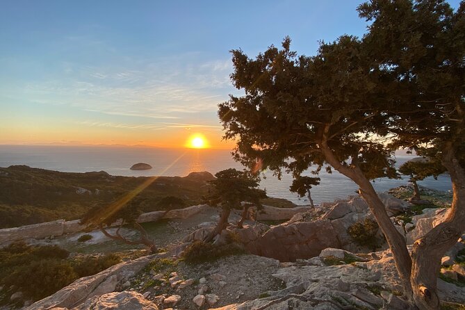 Small Group Hiking Sunset in Monolithos - What’s Included (and How That Impacts Your Day)