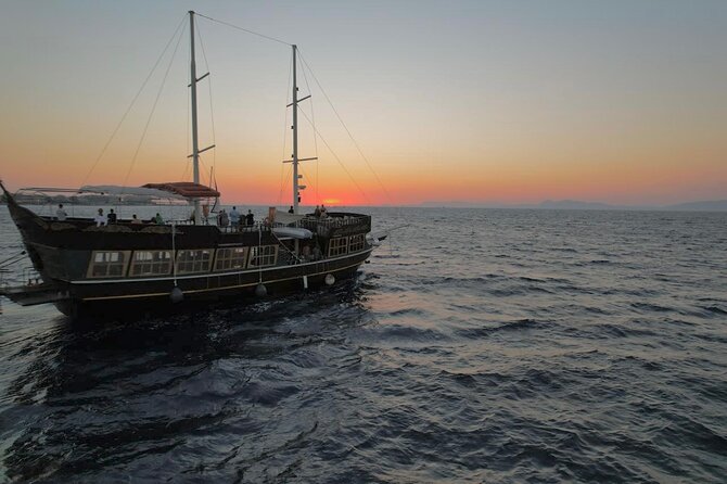 Sunset Cruise with Greek BBQ & Unlimited Aperol Spritz, Beer Wine - What to bring (and what to think about before you go)