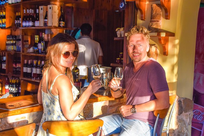 Wine Tasting and Romantic sunset in Monolithos - The comfort factor: pickup, WiFi, and an air-conditioned ride